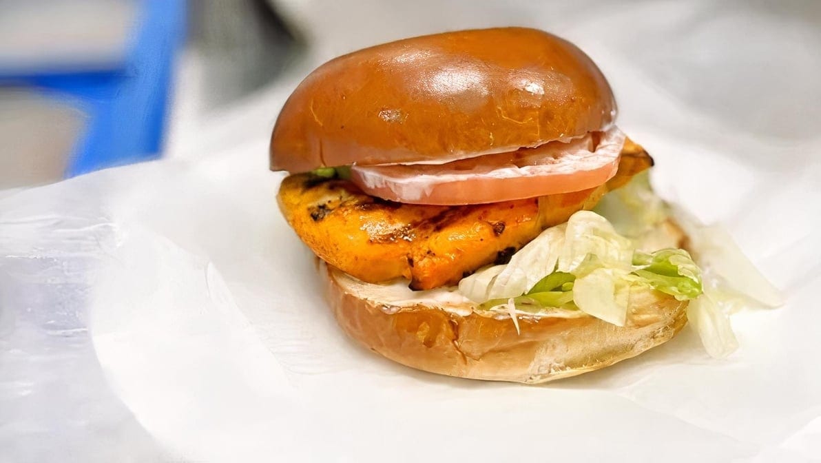 Grilled Chicken Sandwich Combo (Halal).